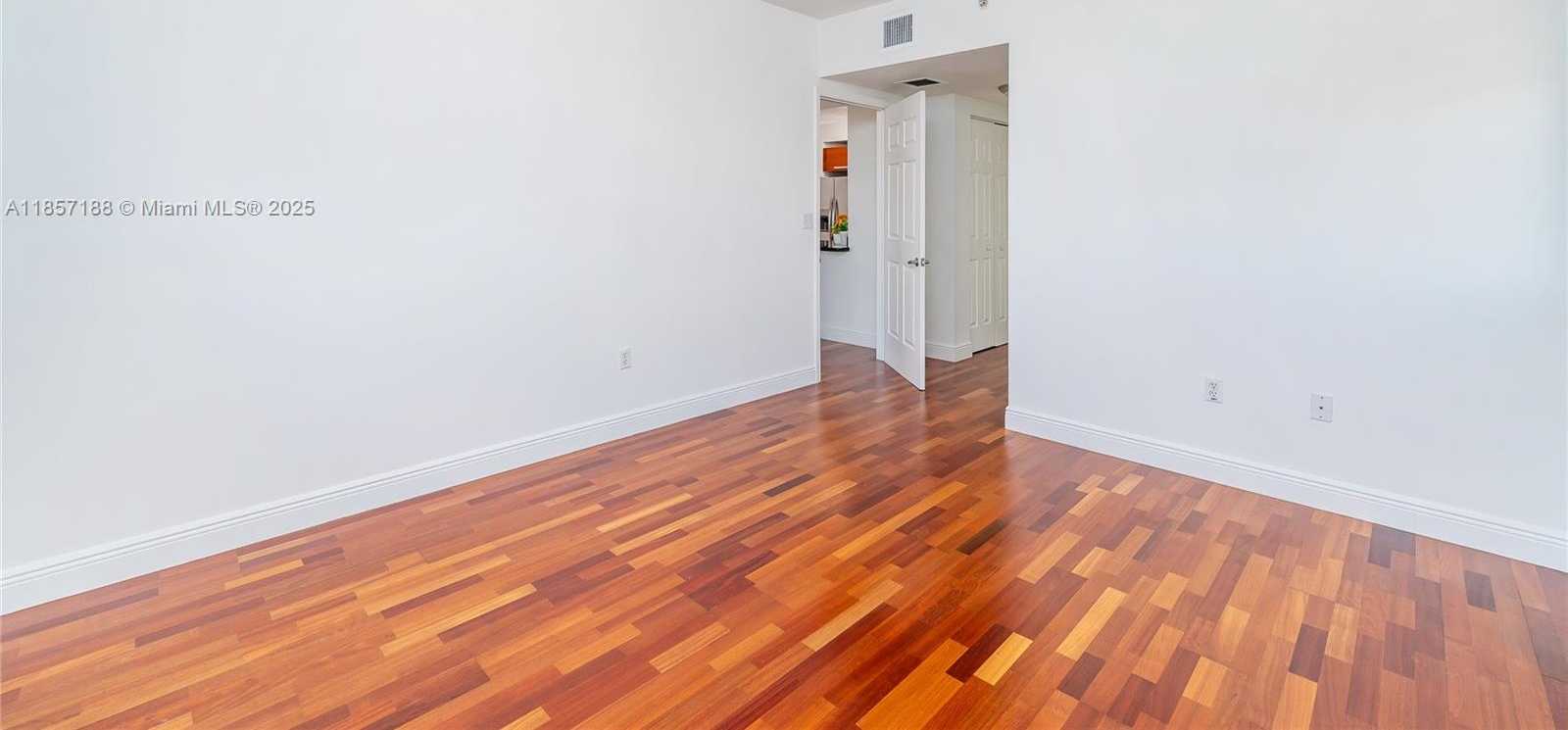 Small Image of 2030 SOUTH DOUGLAS RD #624, Coral Gables Number 17