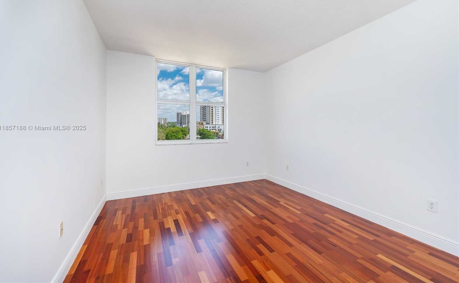 Small Image of 2030 SOUTH DOUGLAS RD #624, Coral Gables Number 23