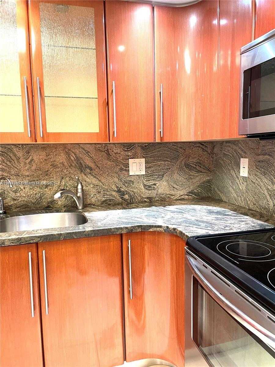 Small Image of 210 174TH ST #1103, Sunny Isles Beach Number 12