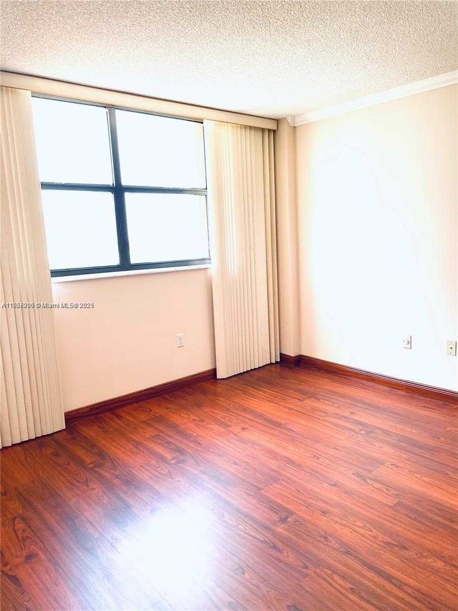 Small Image of 210 174TH ST #1103, Sunny Isles Beach Number 15