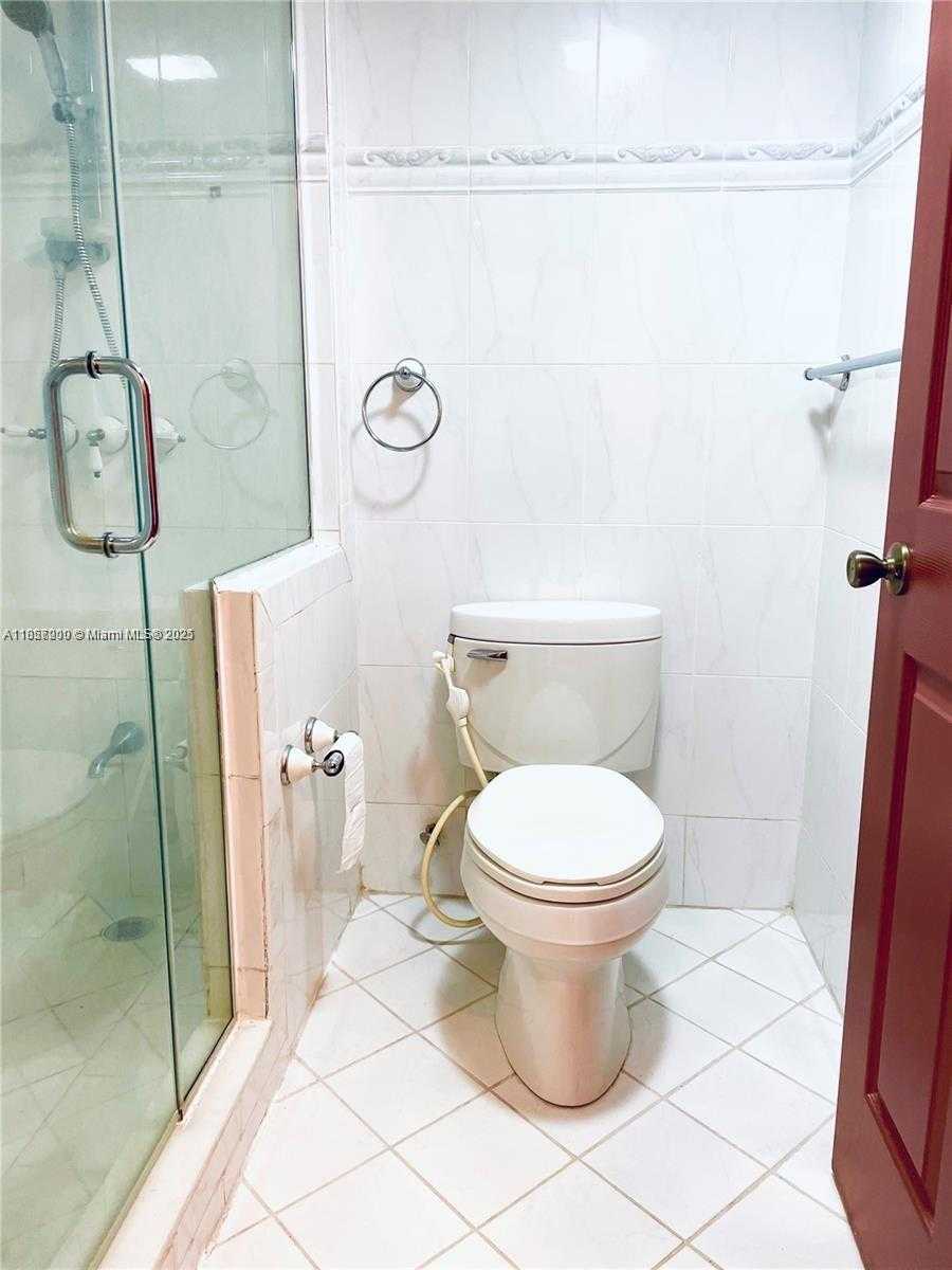 Small Image of 210 174TH ST #1103, Sunny Isles Beach Number 21