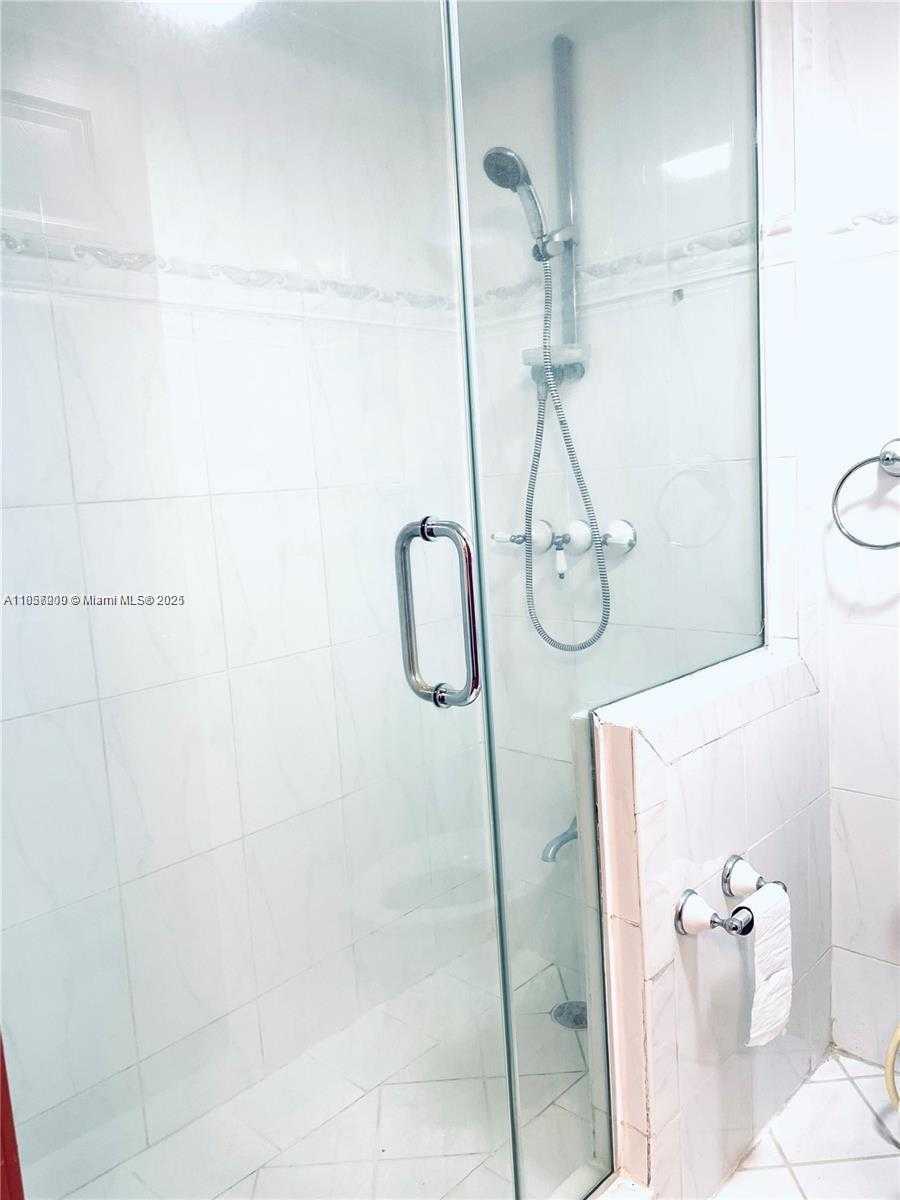 Small Image of 210 174TH ST #1103, Sunny Isles Beach Number 22