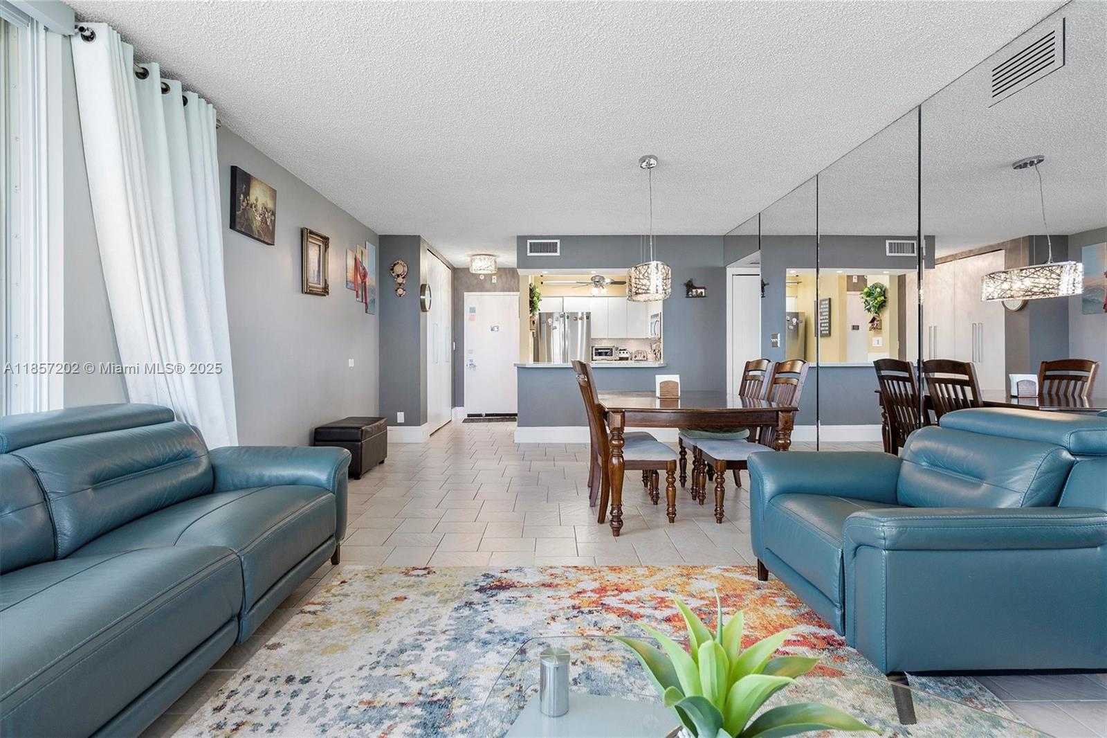 Small Image of 20379 WEST COUNTRY CLUB DR #1933, Aventura Number 10