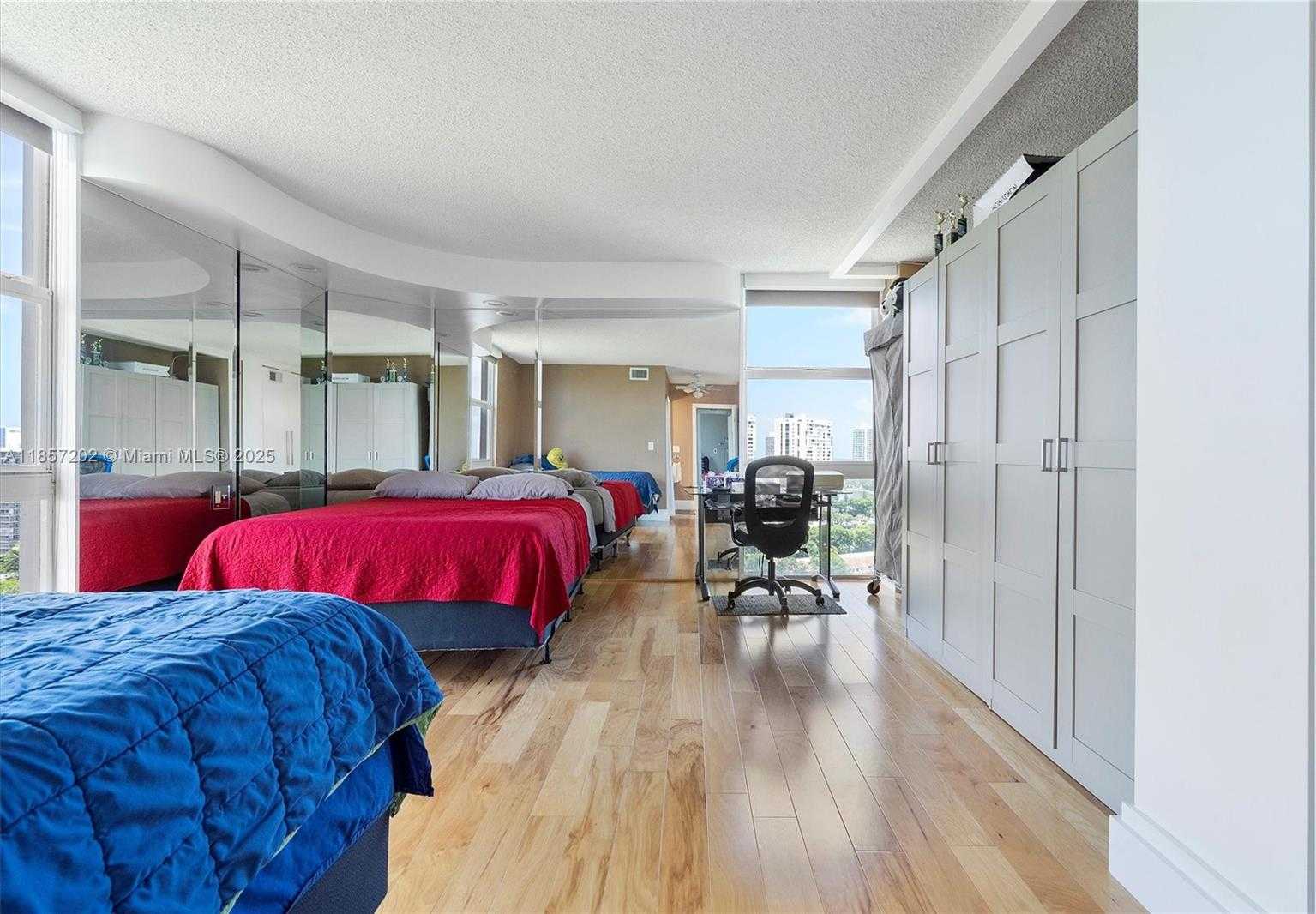 Small Image of 20379 WEST COUNTRY CLUB DR #1933, Aventura Number 20