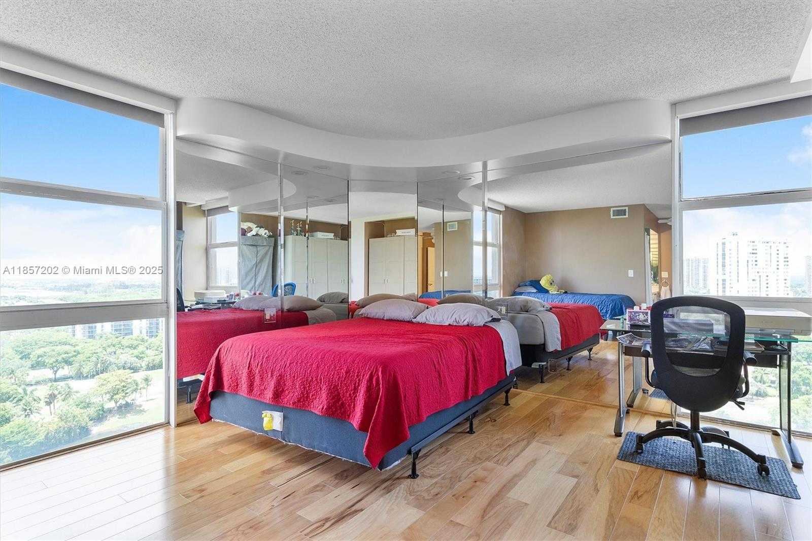 Small Image of 20379 WEST COUNTRY CLUB DR #1933, Aventura Number 21