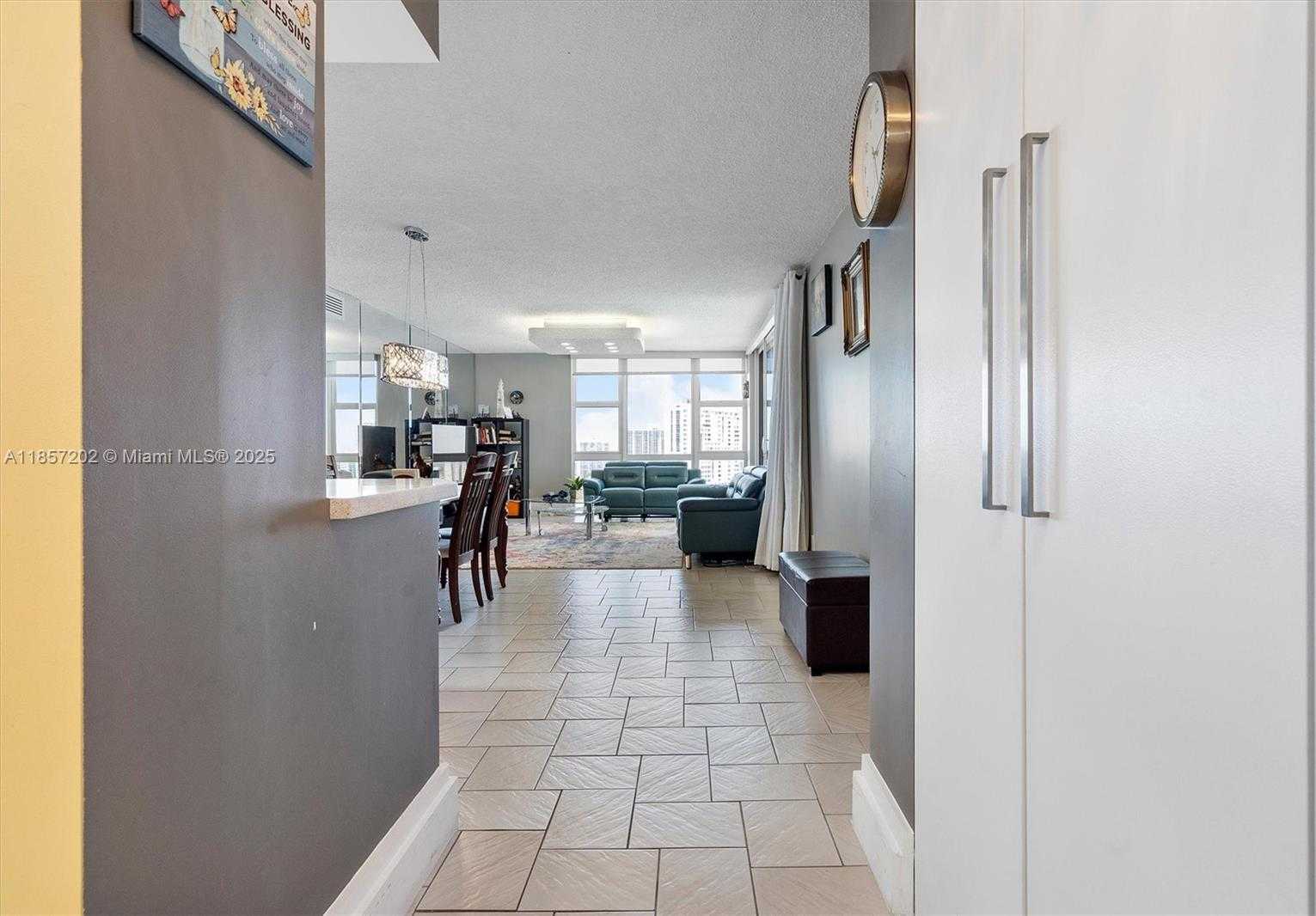 Small Image of 20379 WEST COUNTRY CLUB DR #1933, Aventura Number 3