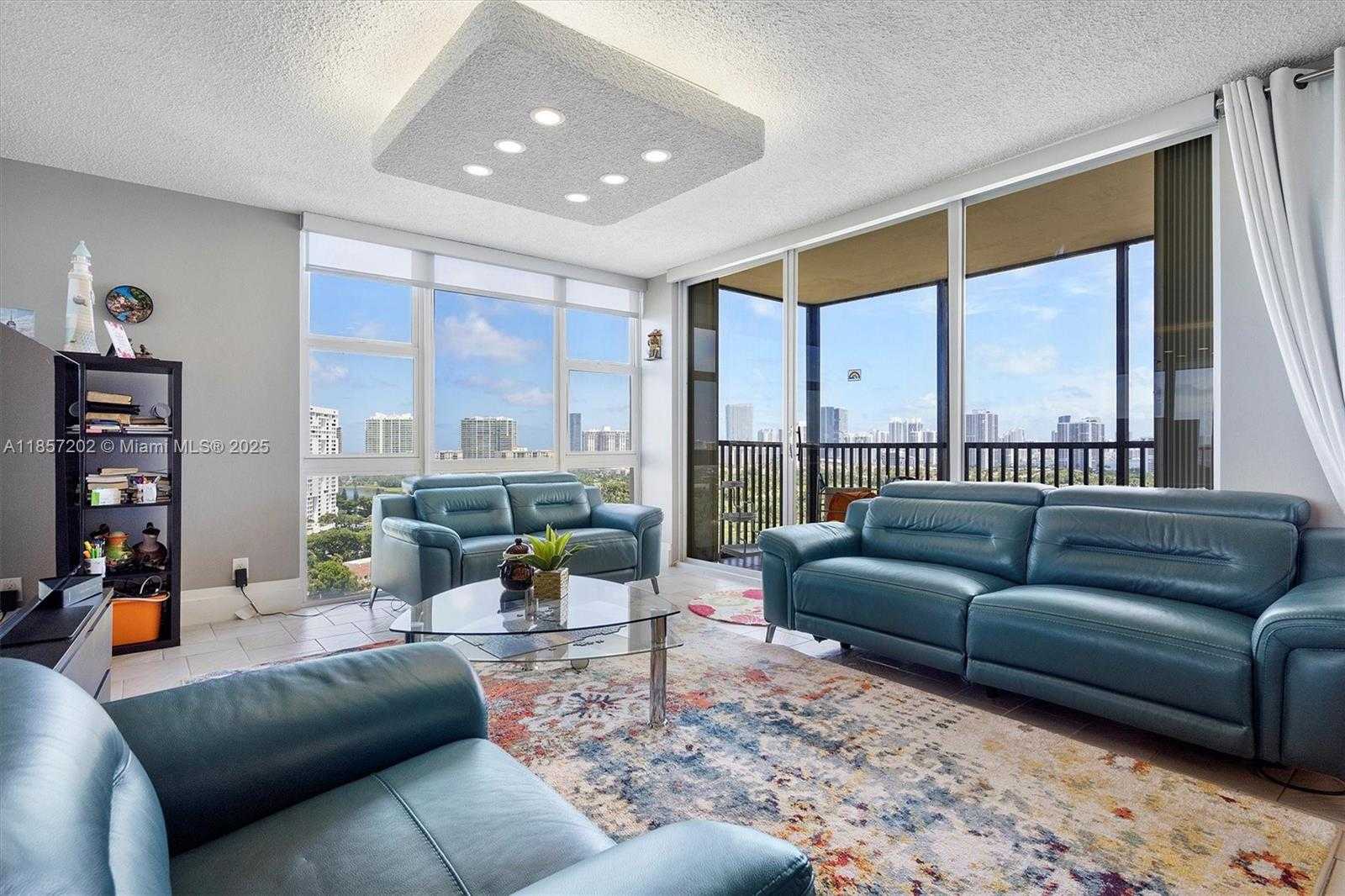 Small Image of 20379 WEST COUNTRY CLUB DR #1933, Aventura Number 7