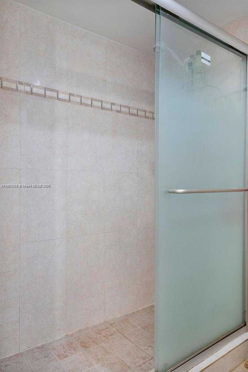 Small Image of 210 174TH ST #1403, Sunny Isles Beach Number 11