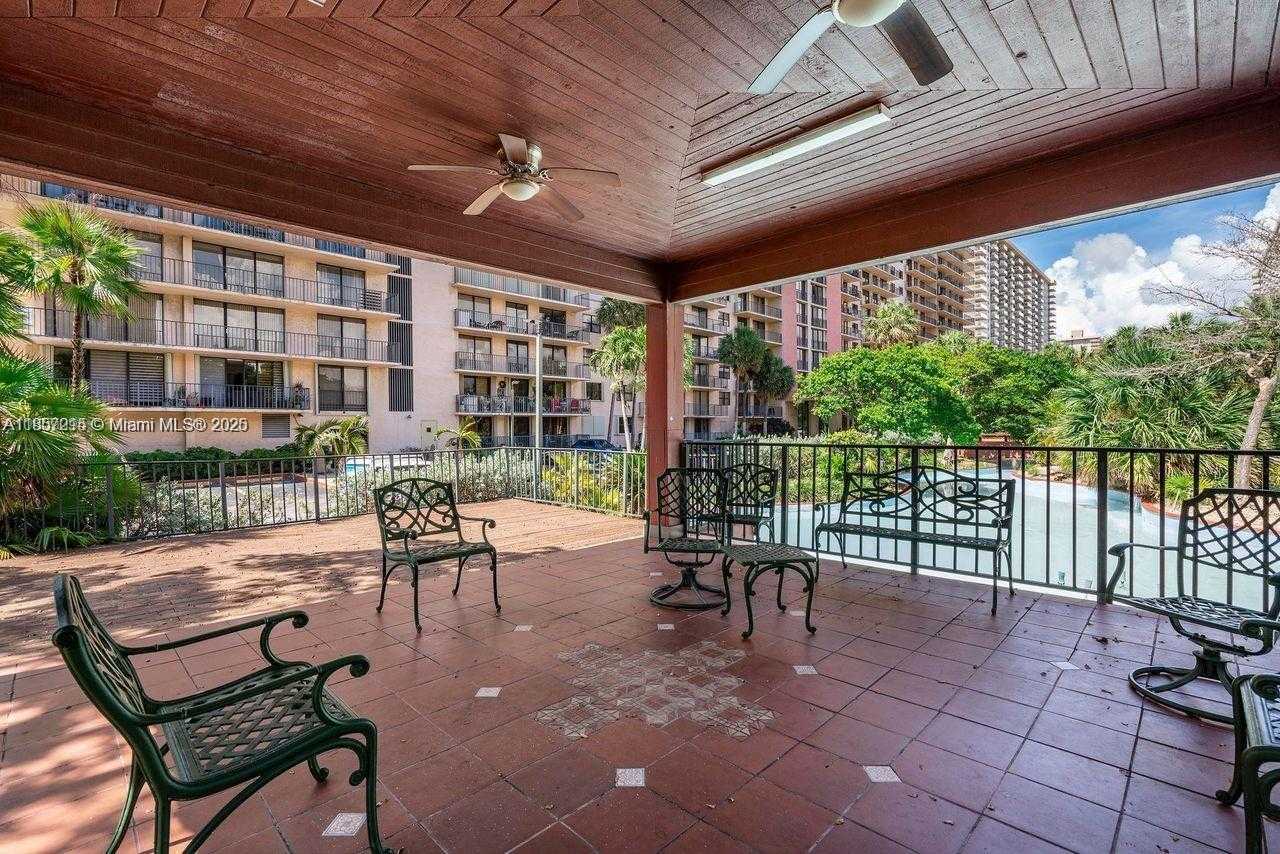 Small Image of 210 174TH ST #1403, Sunny Isles Beach Number 14