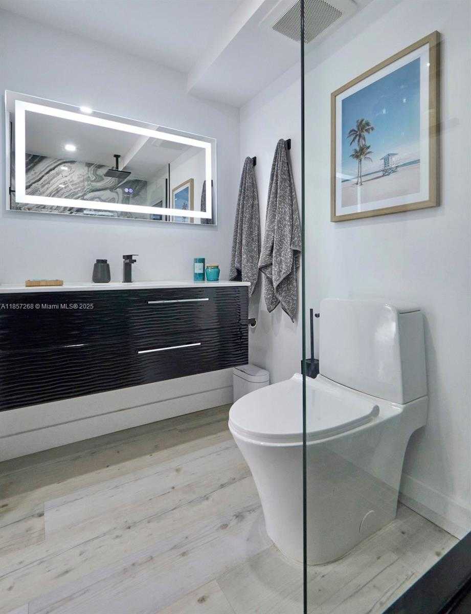 Small Image of 3545 NORTH EAST 166TH ST #510, North Miami Beach Number 12