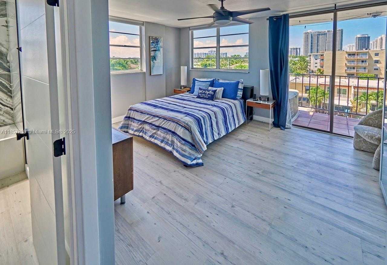 Small Image of 3545 NORTH EAST 166TH ST #510, North Miami Beach Number 14