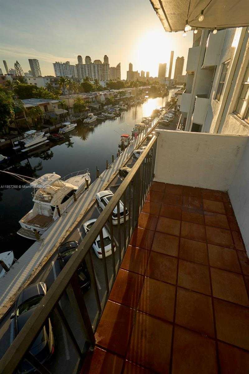 Small Image of 3545 NORTH EAST 166TH ST #510, North Miami Beach Number 21