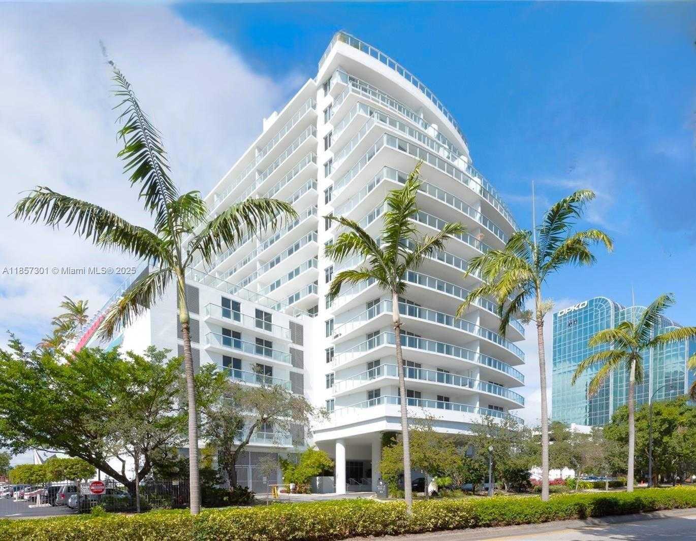 Small Image of 4250 BISCAYNE BLVD #1008, Miami Number 3