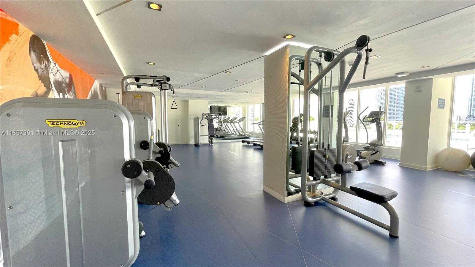 Small Image of 4250 BISCAYNE BLVD #1008, Miami Number 39