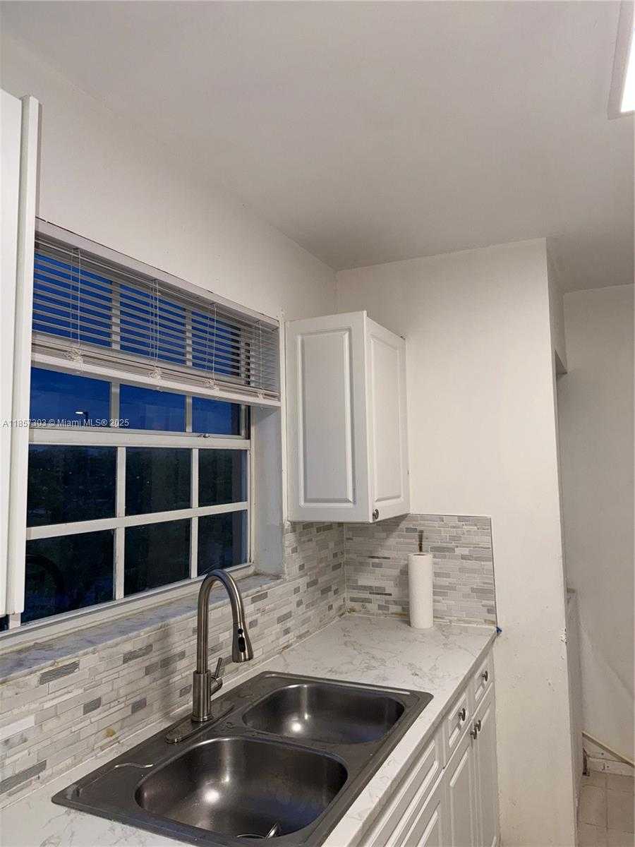 Small Image of 8713 SOUTH WEST 5TH ST #208, Pembroke Pines Number 12