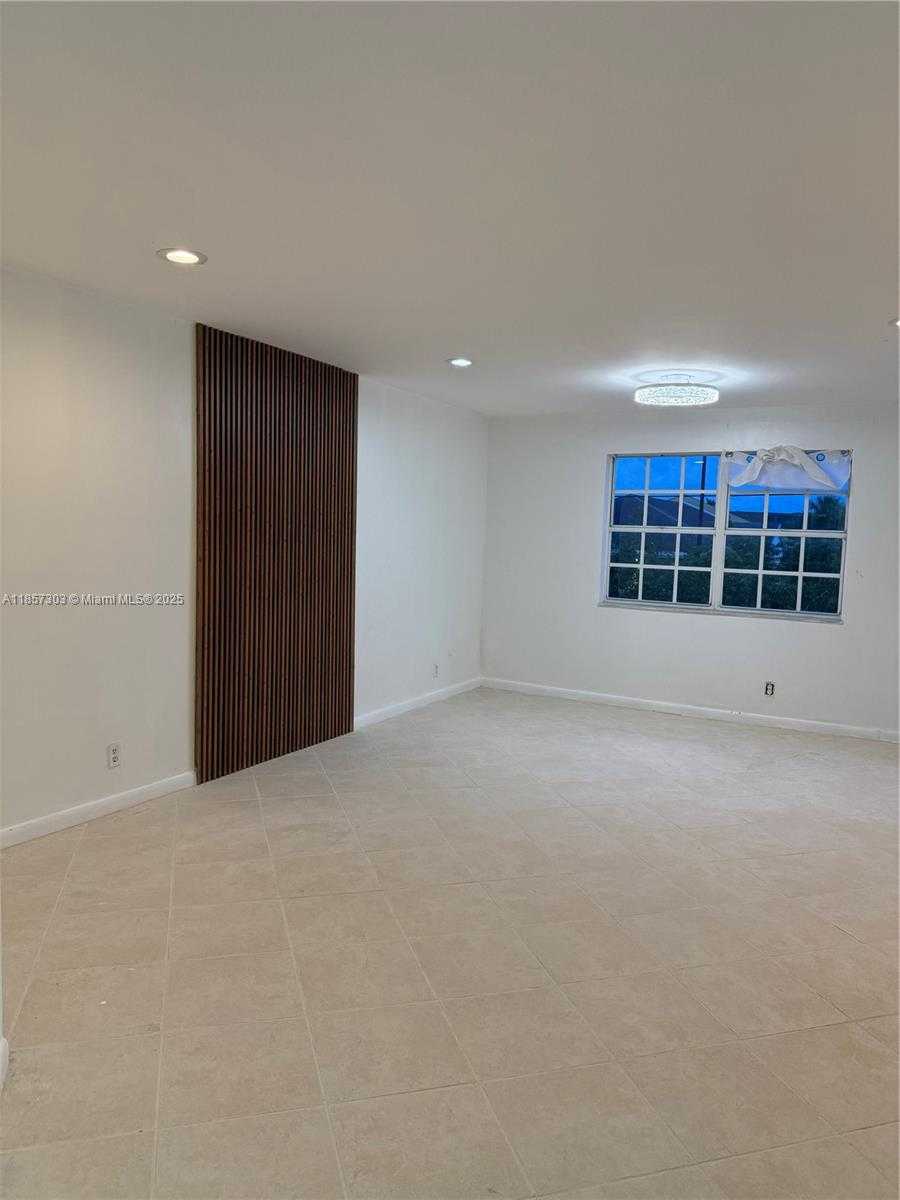 Small Image of 8713 SOUTH WEST 5TH ST #208, Pembroke Pines Number 9