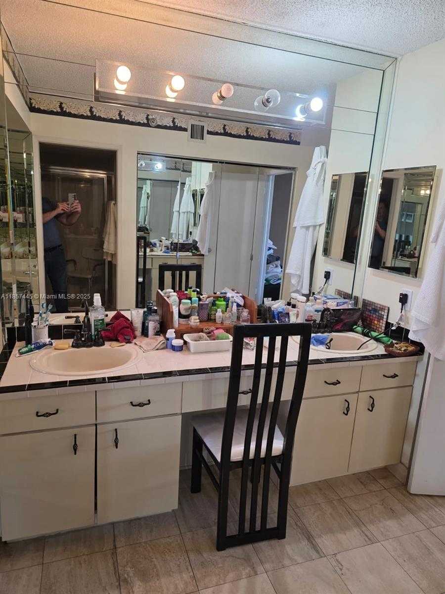 Small Image of 19195 NORTH EAST 36TH CT #2103, Aventura Number 10