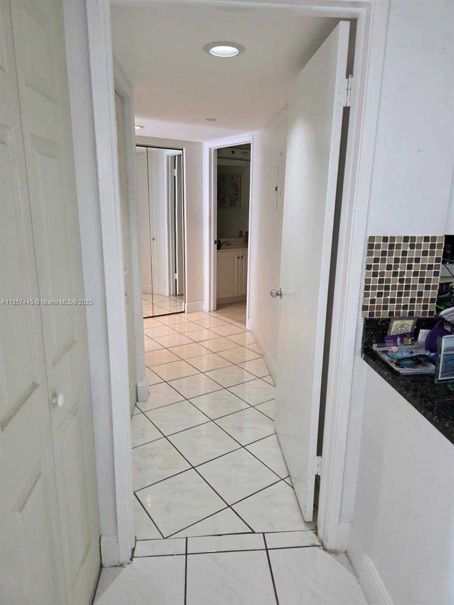 Small Image of 19195 NORTH EAST 36TH CT #2103, Aventura Number 11