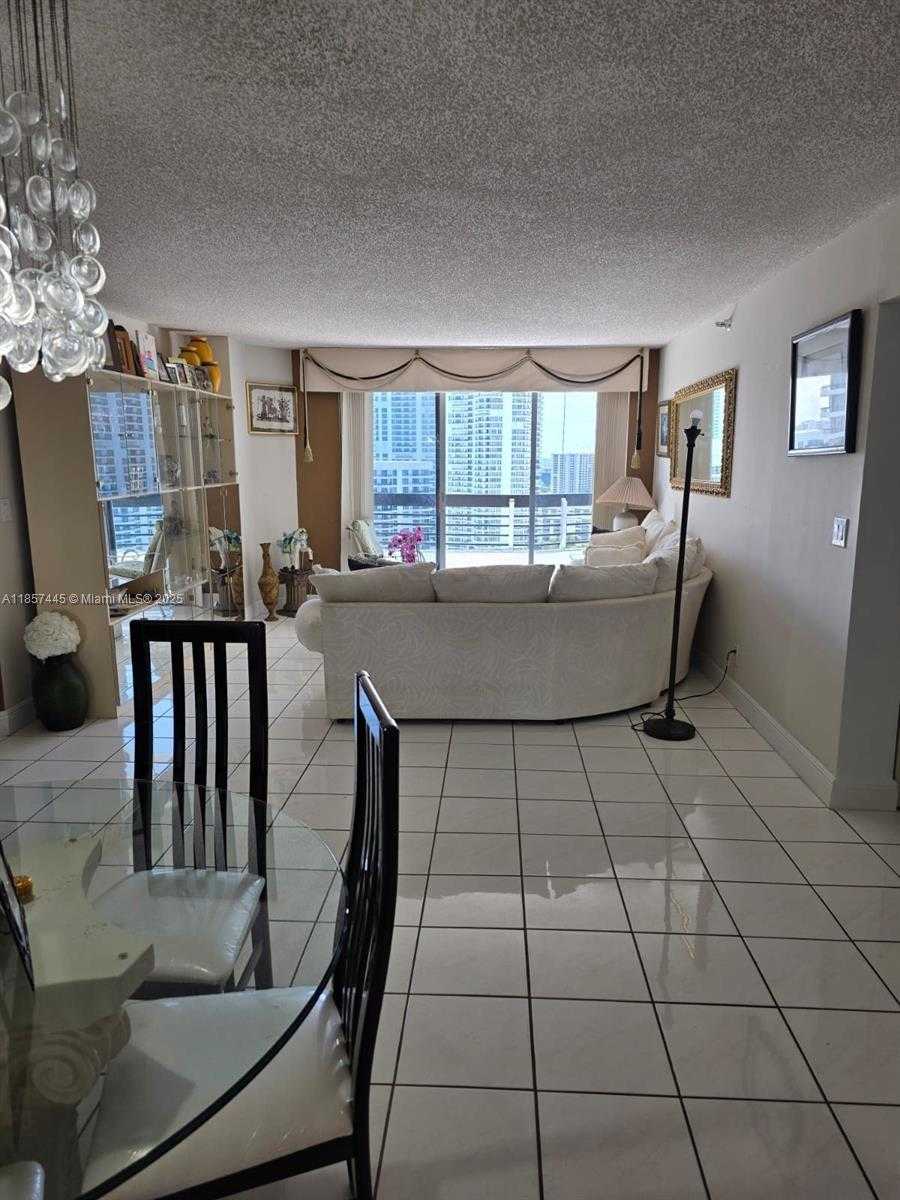 Small Image of 19195 NORTH EAST 36TH CT #2103, Aventura Number 6