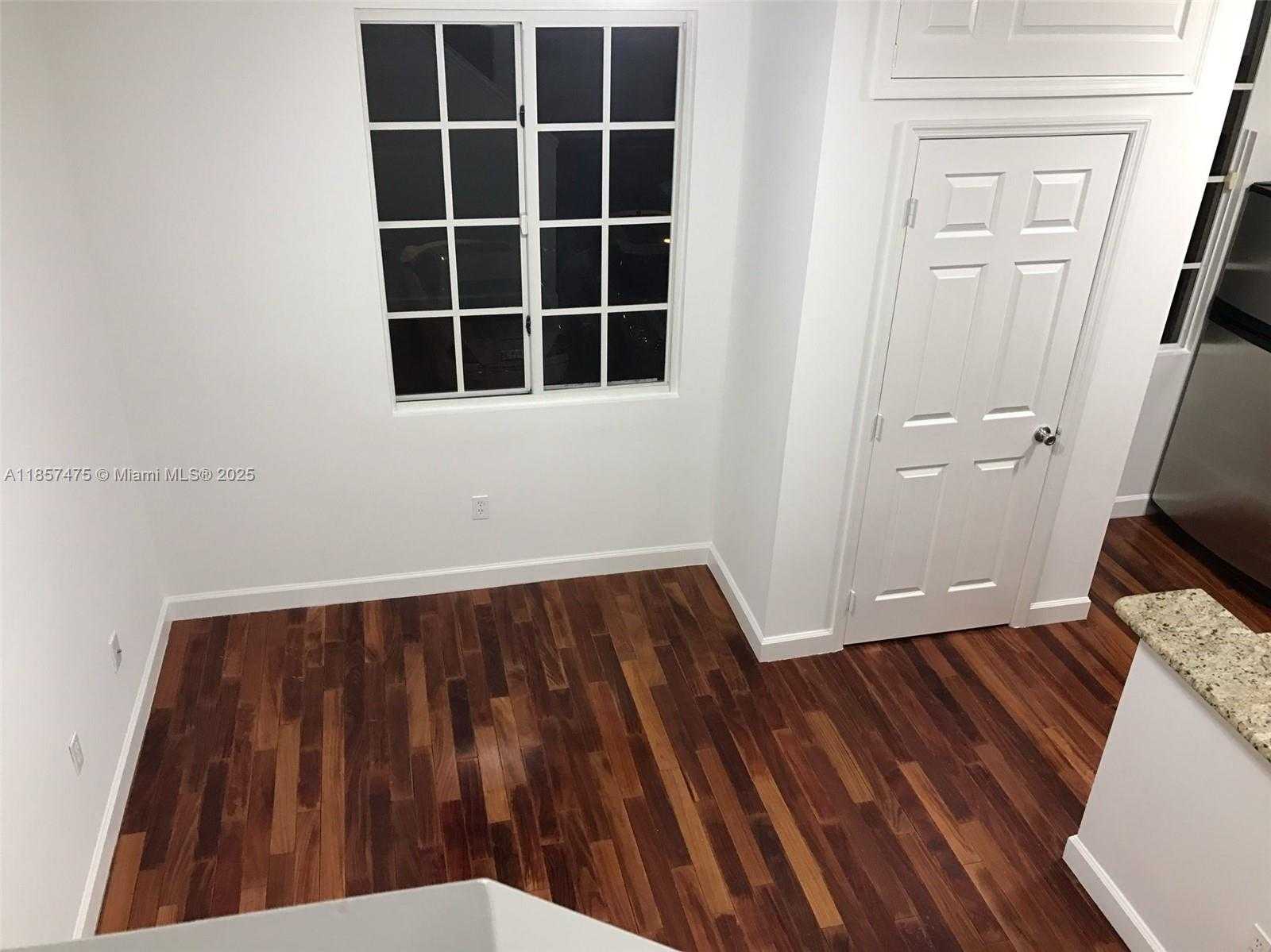 Small Image of 2821 NE 185th St, Aventura, FL 33180, USA Number 24