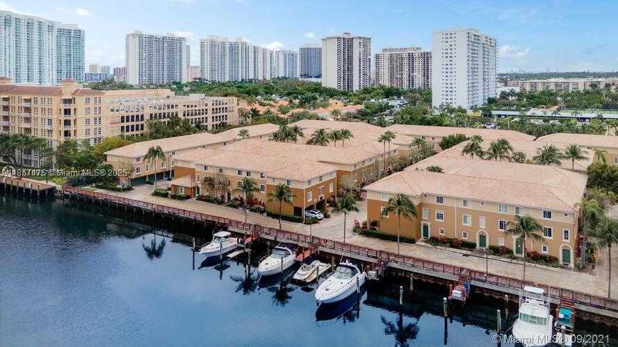 Small Image of 2821 NE 185th St, Aventura, FL 33180, USA Number 31