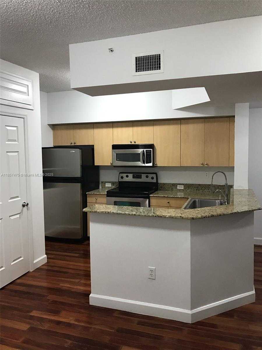Small Image of 2821 NE 185th St, Aventura, FL 33180, USA Number 6