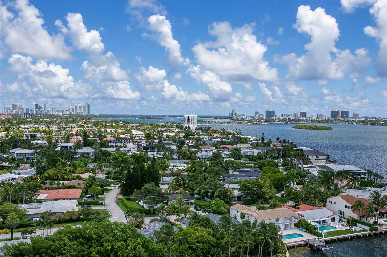 Small Image of 1800 NORTH EAST 114TH ST #1803, Miami Number 2