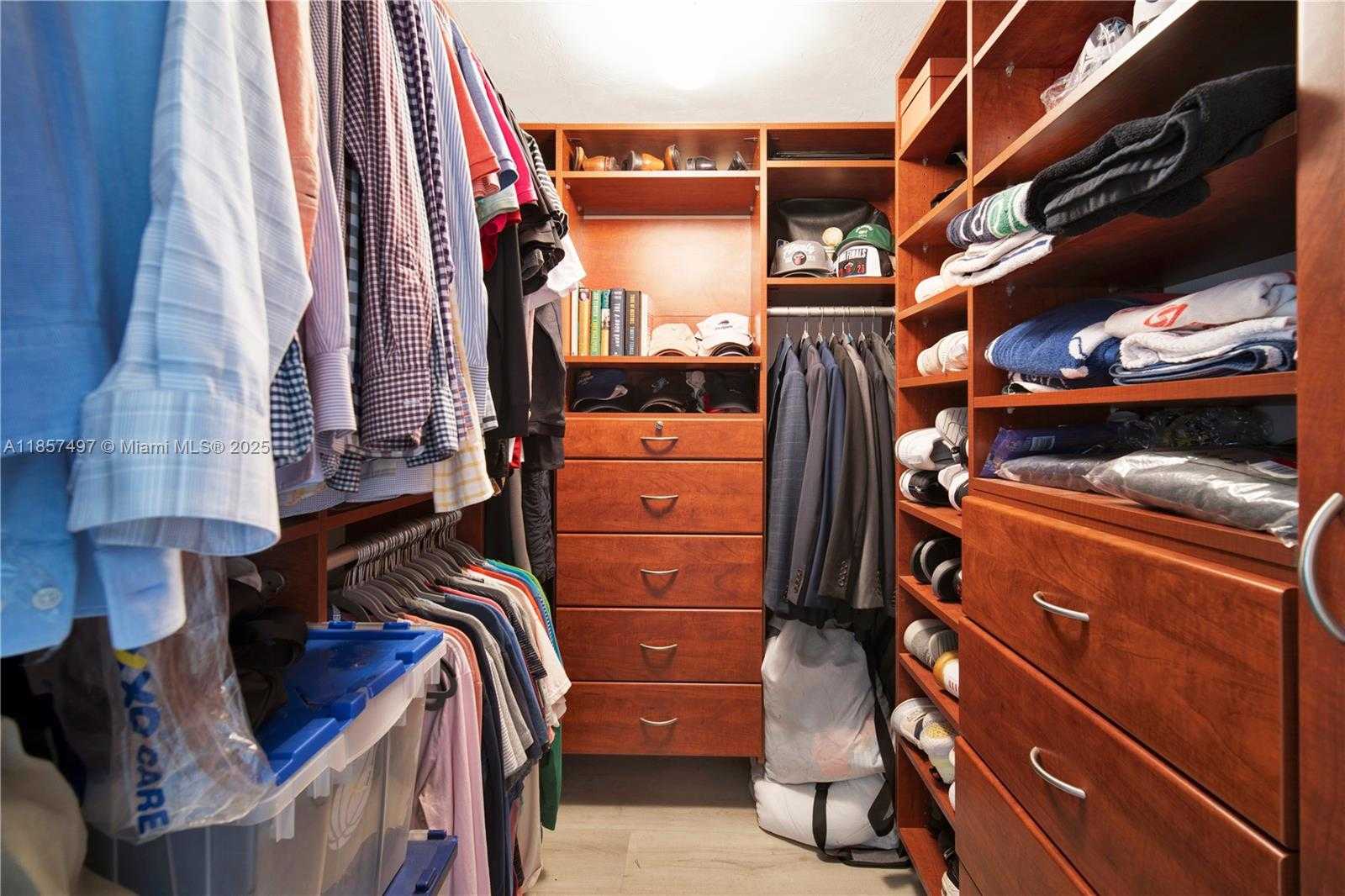 Small Image of 555 NORTH EAST 15TH ST #31E, Miami Number 16