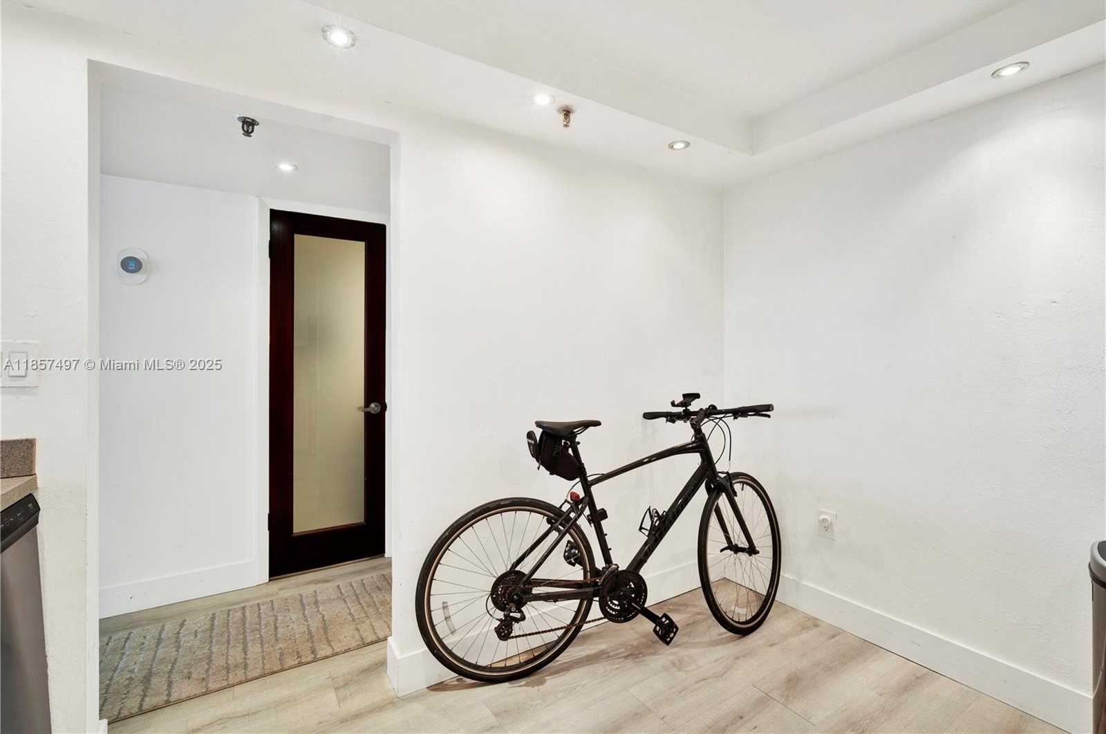 Small Image of 555 NORTH EAST 15TH ST #31E, Miami Number 20