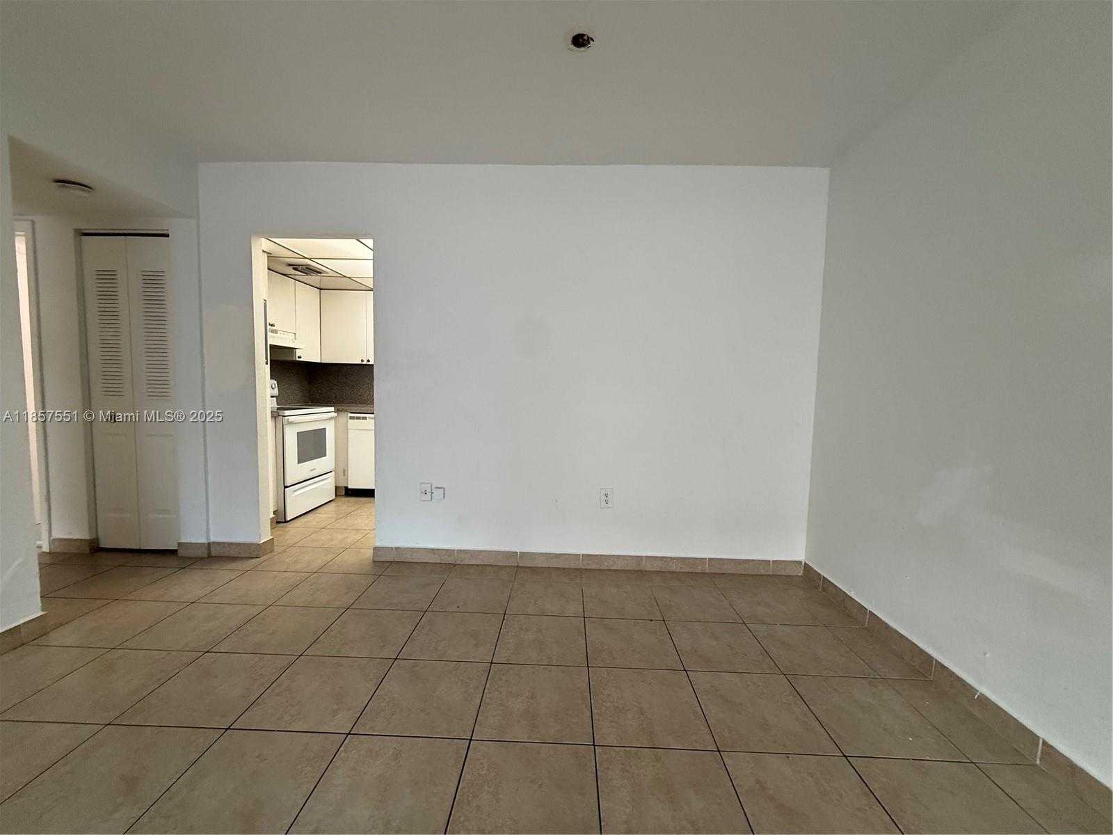 Small Image of 7957 SOUTH WEST 104 ST #107-B, Miami Number 12