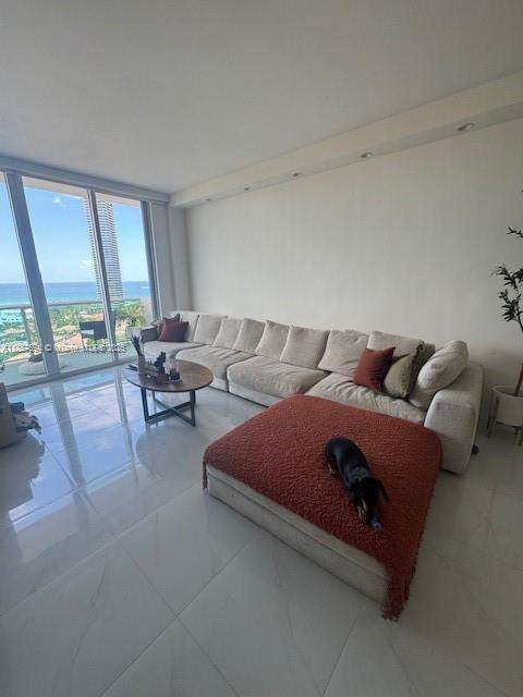 Small Image of 19380 COLLINS AVE #PH-20, Sunny Isles Beach Number 10