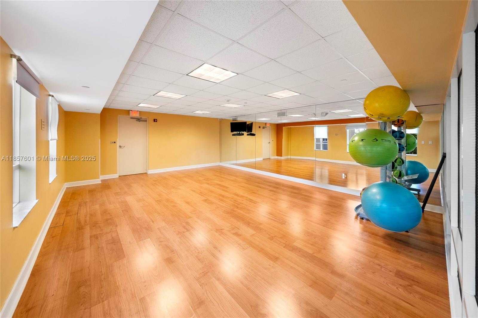 Small Image of 7350 SOUTH WEST 89TH ST #411S, Miami Number 22