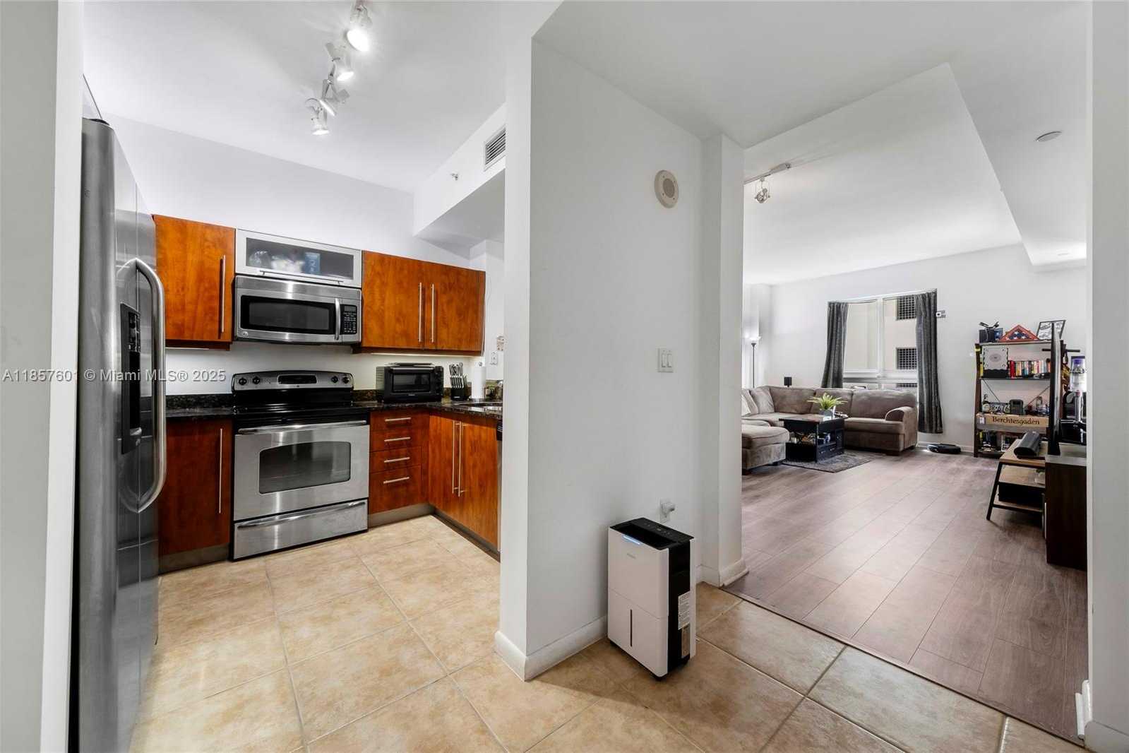 Small Image of 7350 SOUTH WEST 89TH ST #411S, Miami Number 4