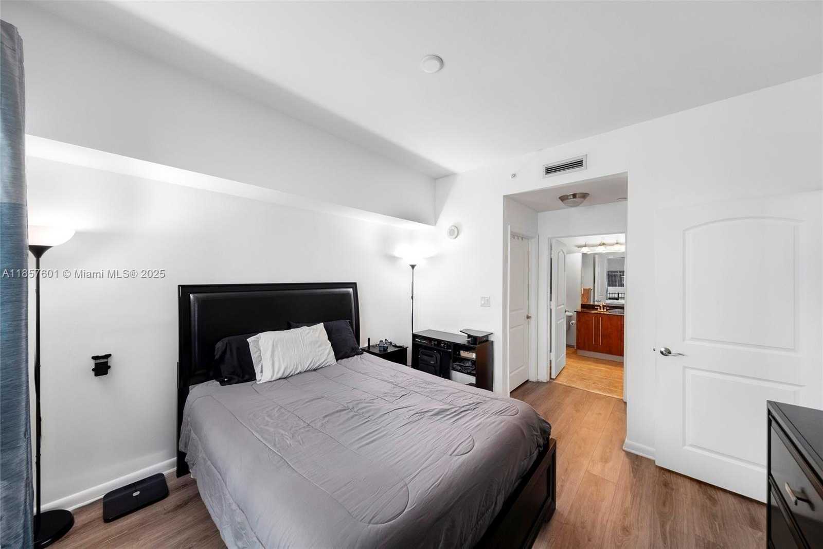 Small Image of 7350 SOUTH WEST 89TH ST #411S, Miami Number 9