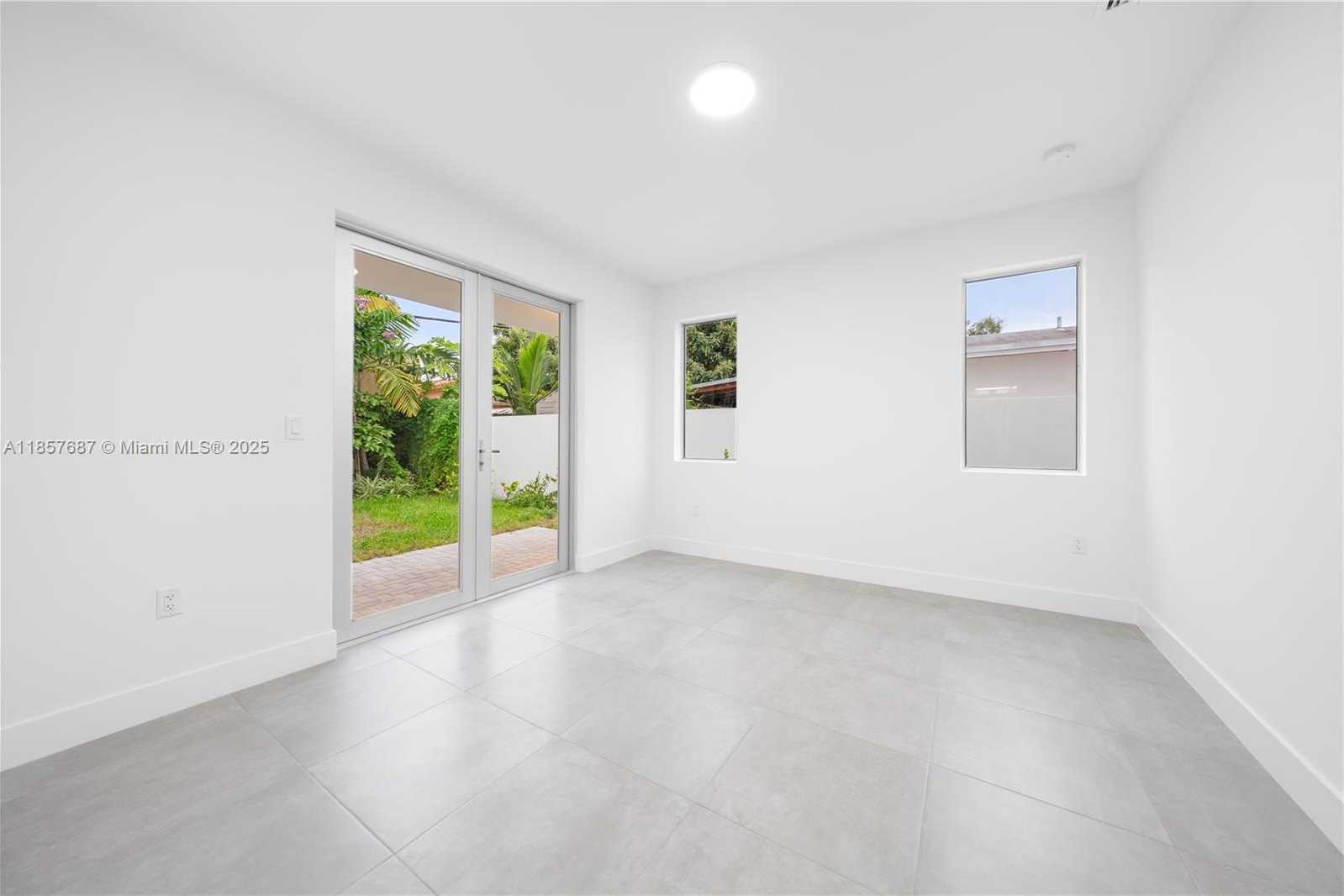 Small Image of 857 SOUTH WEST 14TH AVE #A, Miami Number 15