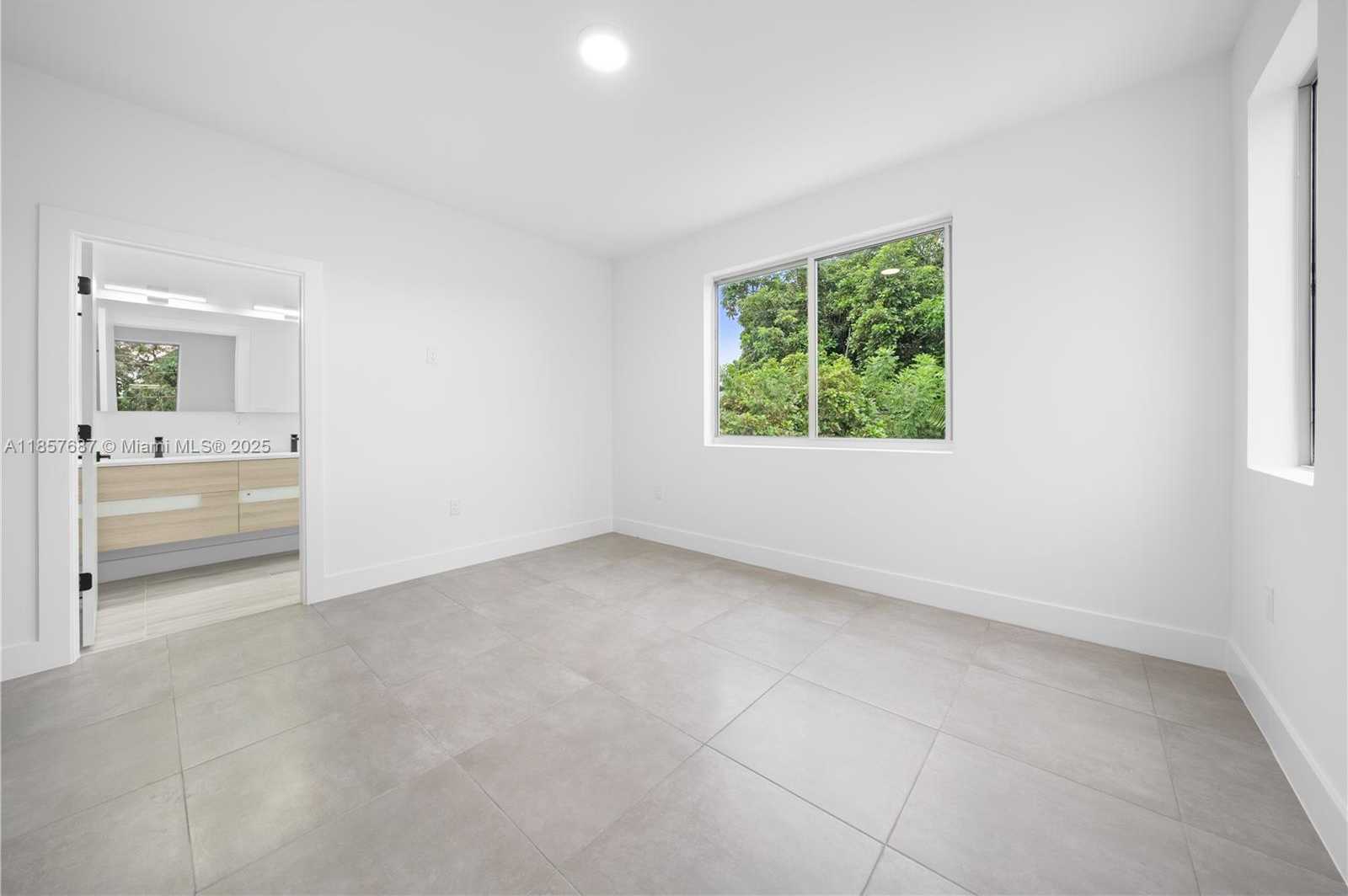 Small Image of 857 SOUTH WEST 14TH AVE #A, Miami Number 23
