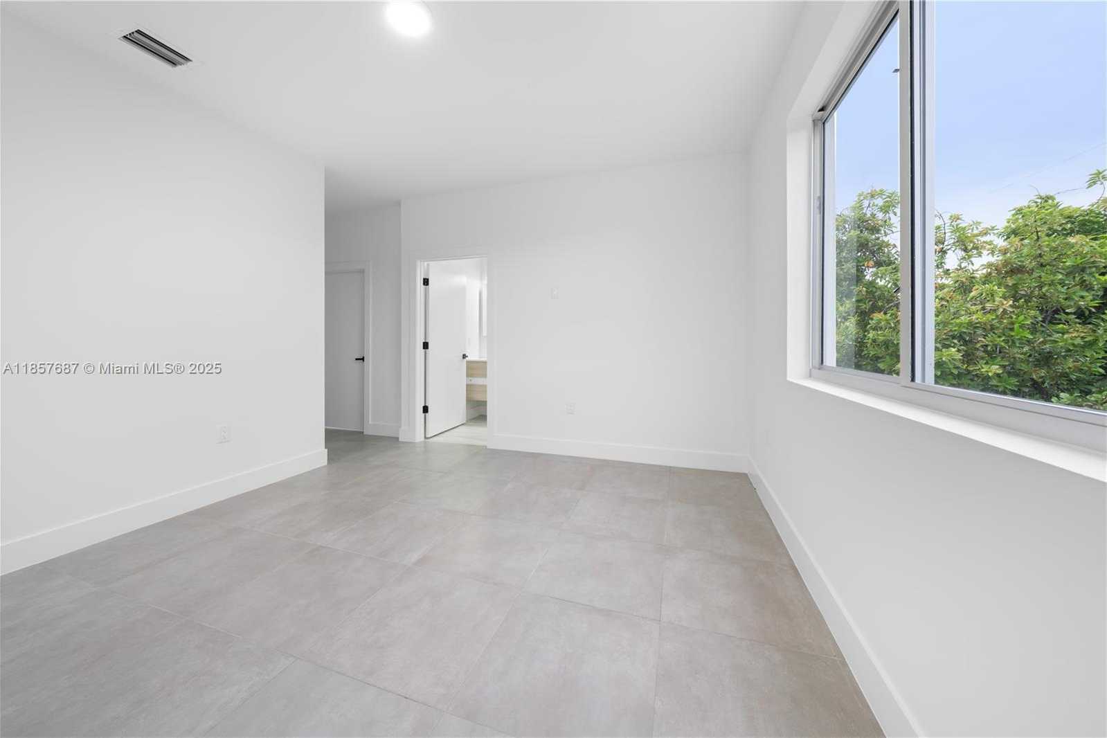 Small Image of 857 SOUTH WEST 14TH AVE #A, Miami Number 24