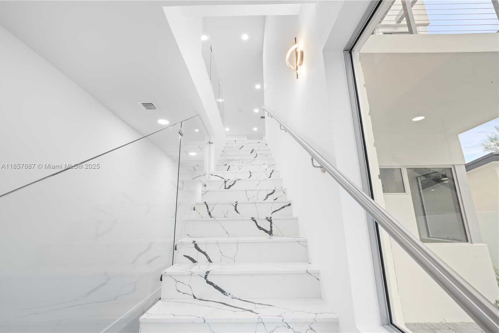 Small Image of 857 SOUTH WEST 14TH AVE #A, Miami Number 36