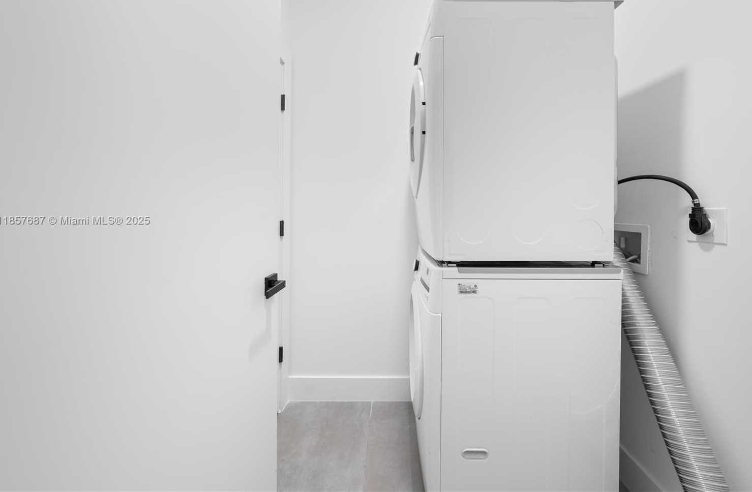 Small Image of 857 SOUTH WEST 14TH AVE #A, Miami Number 55