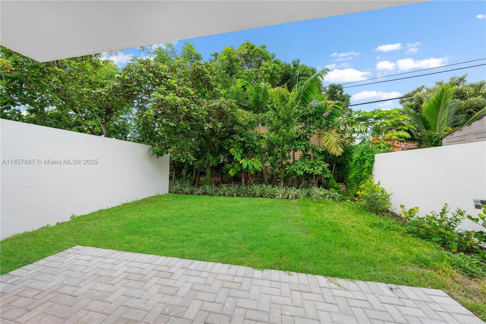 Small Image of 857 SOUTH WEST 14TH AVE #A, Miami Number 56