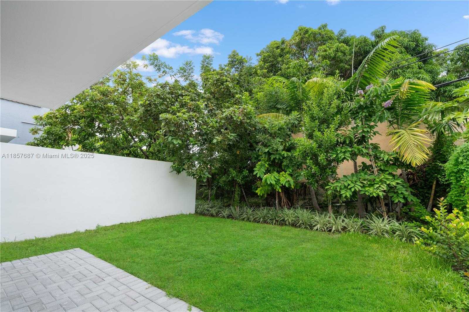 Small Image of 857 SOUTH WEST 14TH AVE #A, Miami Number 57