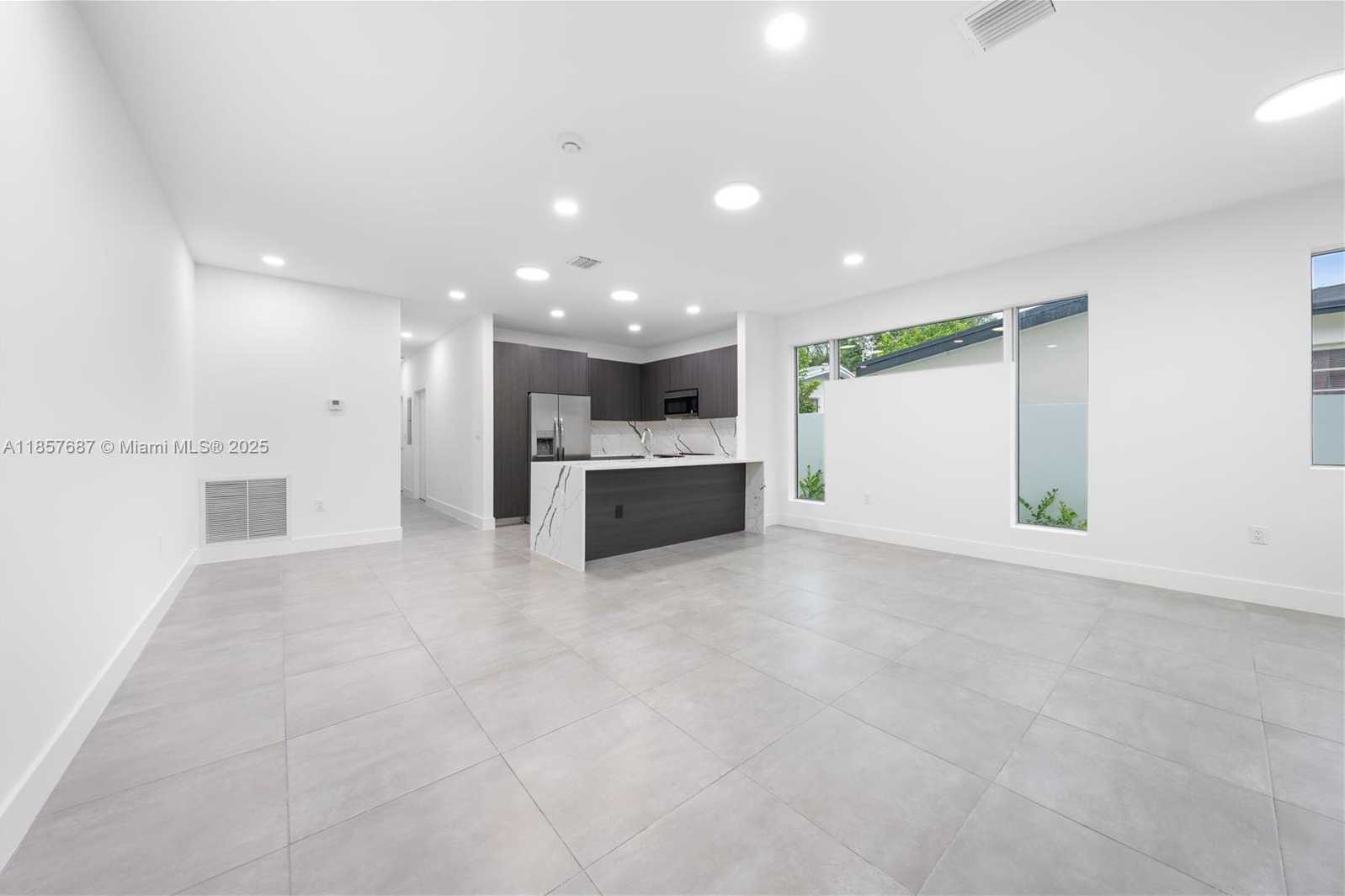 Small Image of 857 SOUTH WEST 14TH AVE #A, Miami Number 6