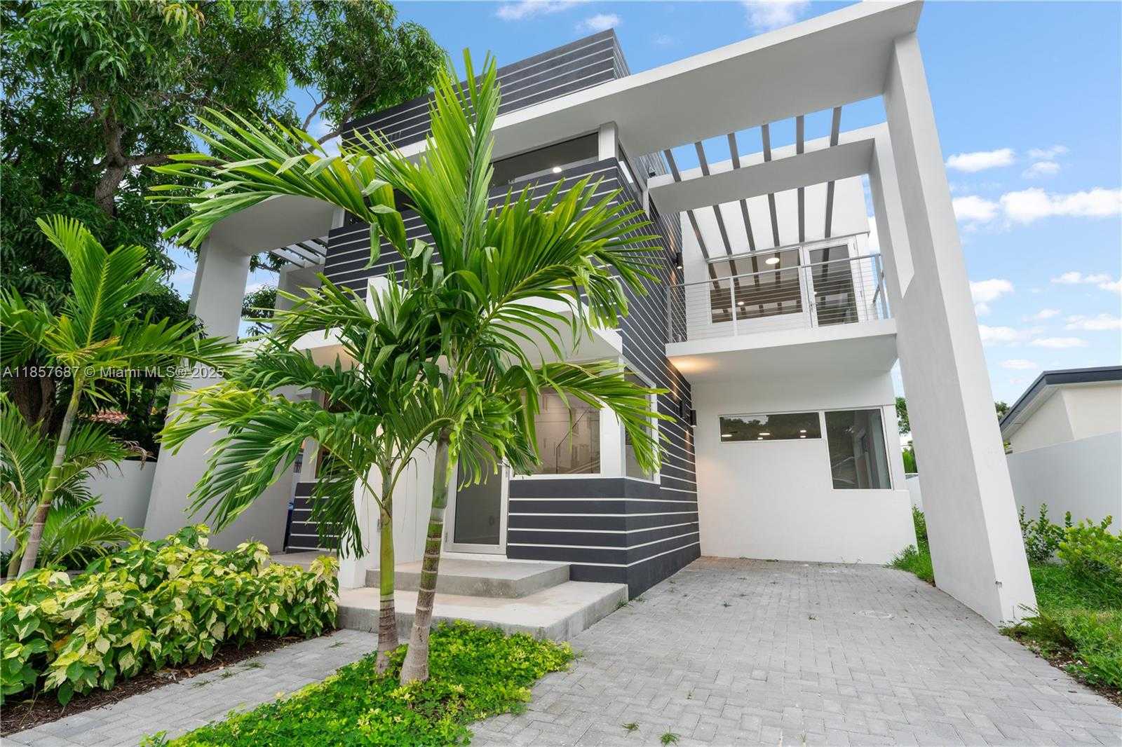 Small Image of 857 SOUTH WEST 14TH AVE #A, Miami Number 67