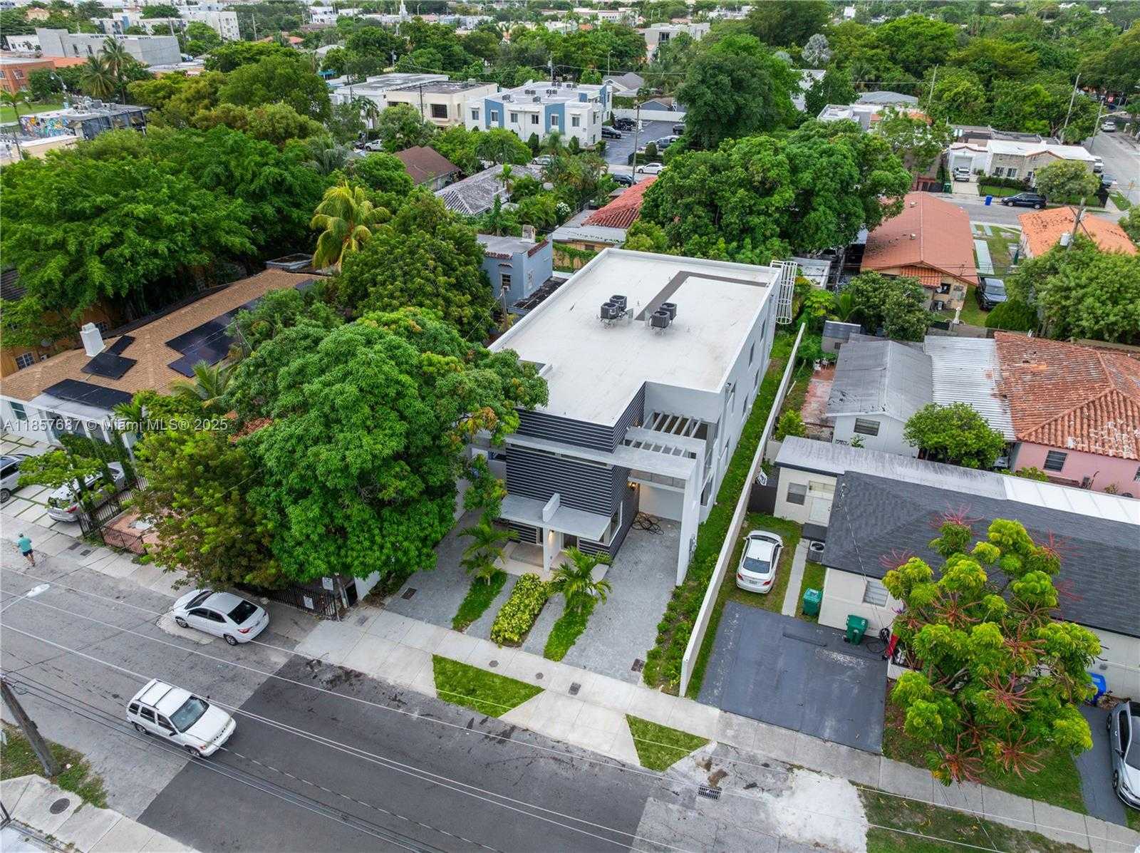 Small Image of 857 SOUTH WEST 14TH AVE #A, Miami Number 70