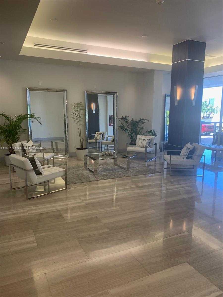 Small Image of 1228 WEST AVE #1415, Miami Beach Number 25