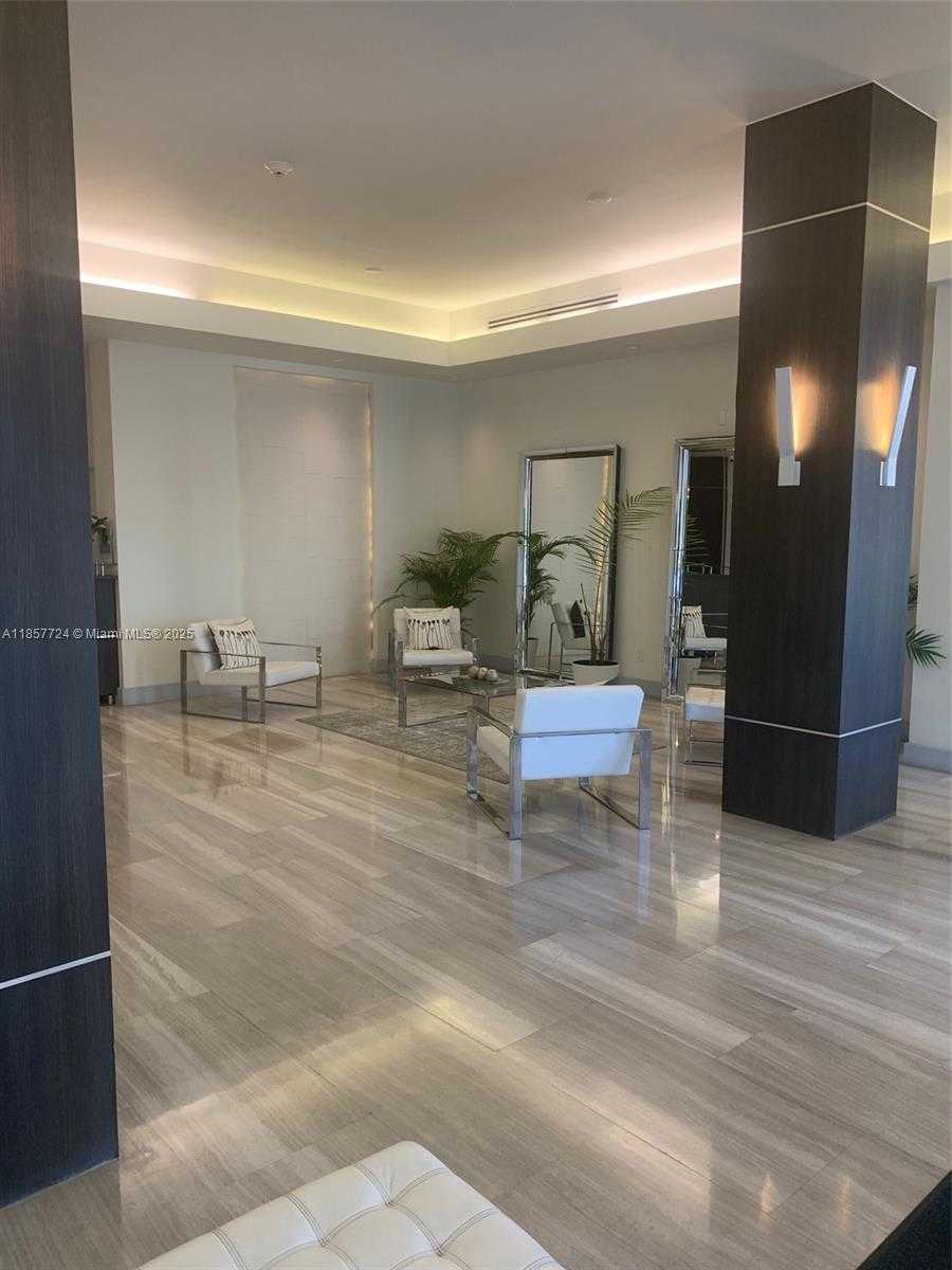 Small Image of 1228 WEST AVE #1415, Miami Beach Number 35
