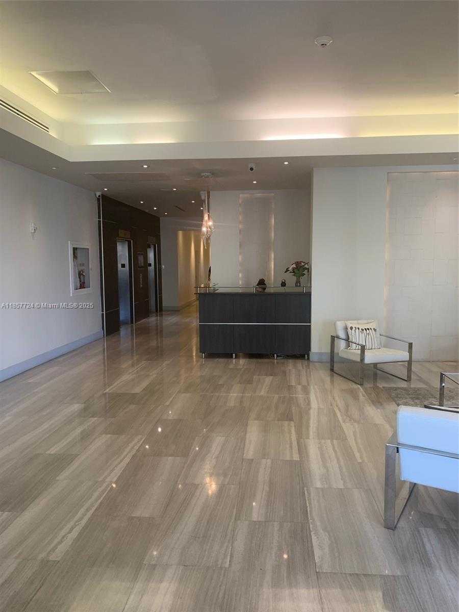 Small Image of 1228 WEST AVE #1415, Miami Beach Number 36