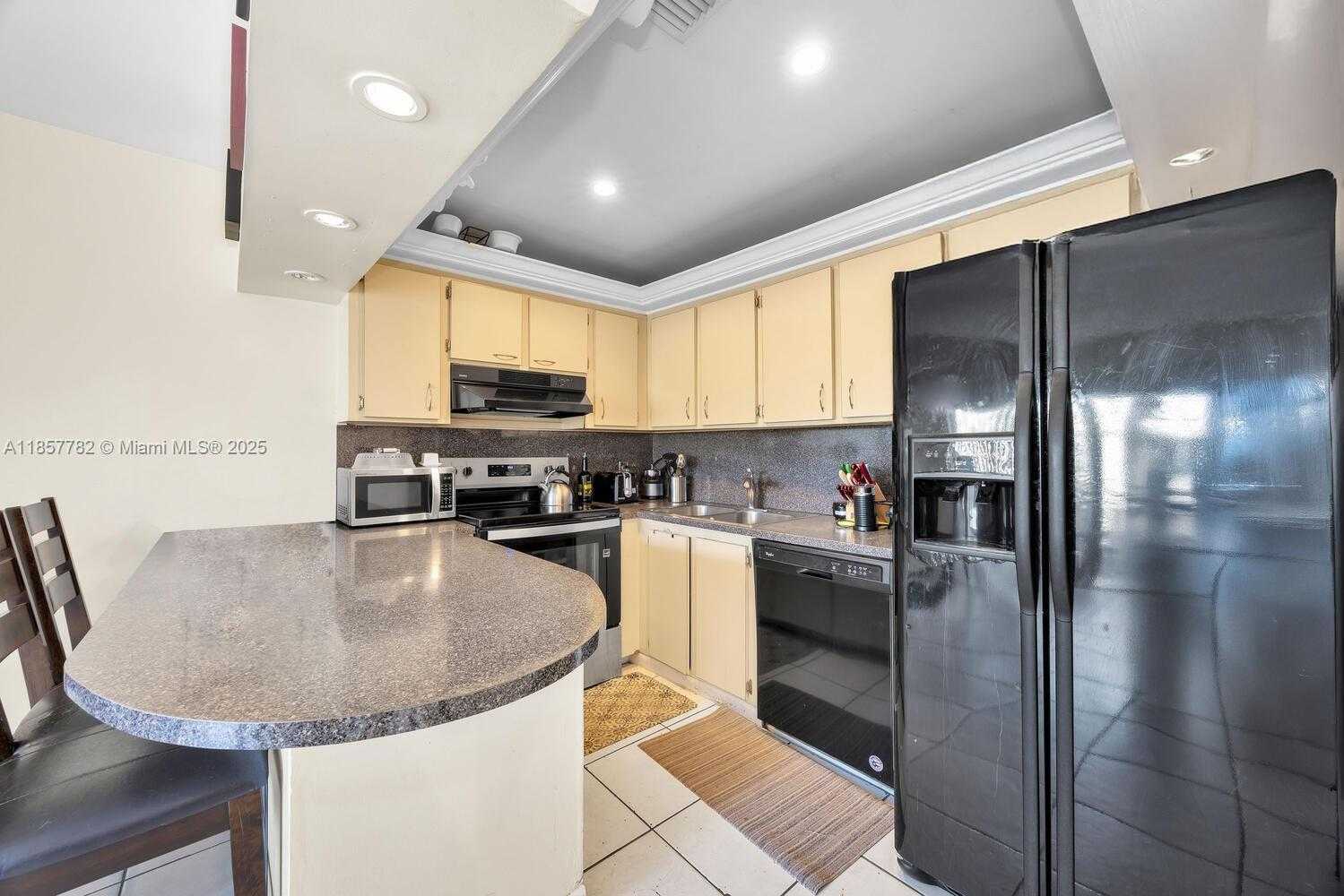 Small Image of 10651 SOUTH WEST 108TH AVE #3H, Miami Number 12