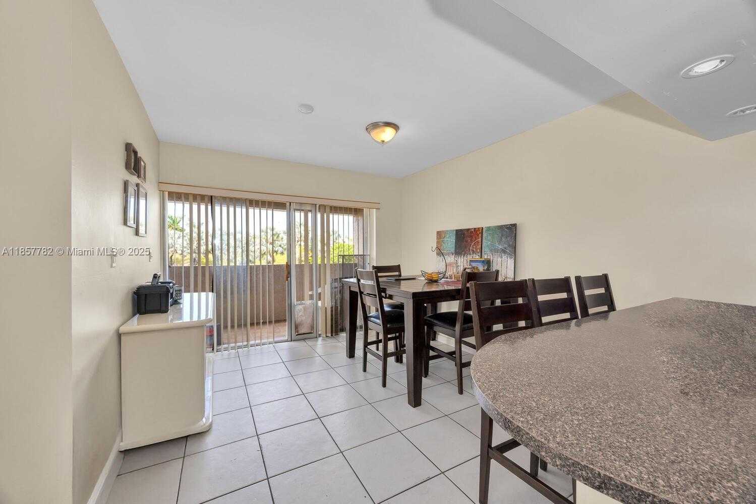 Small Image of 10651 SOUTH WEST 108TH AVE #3H, Miami Number 13