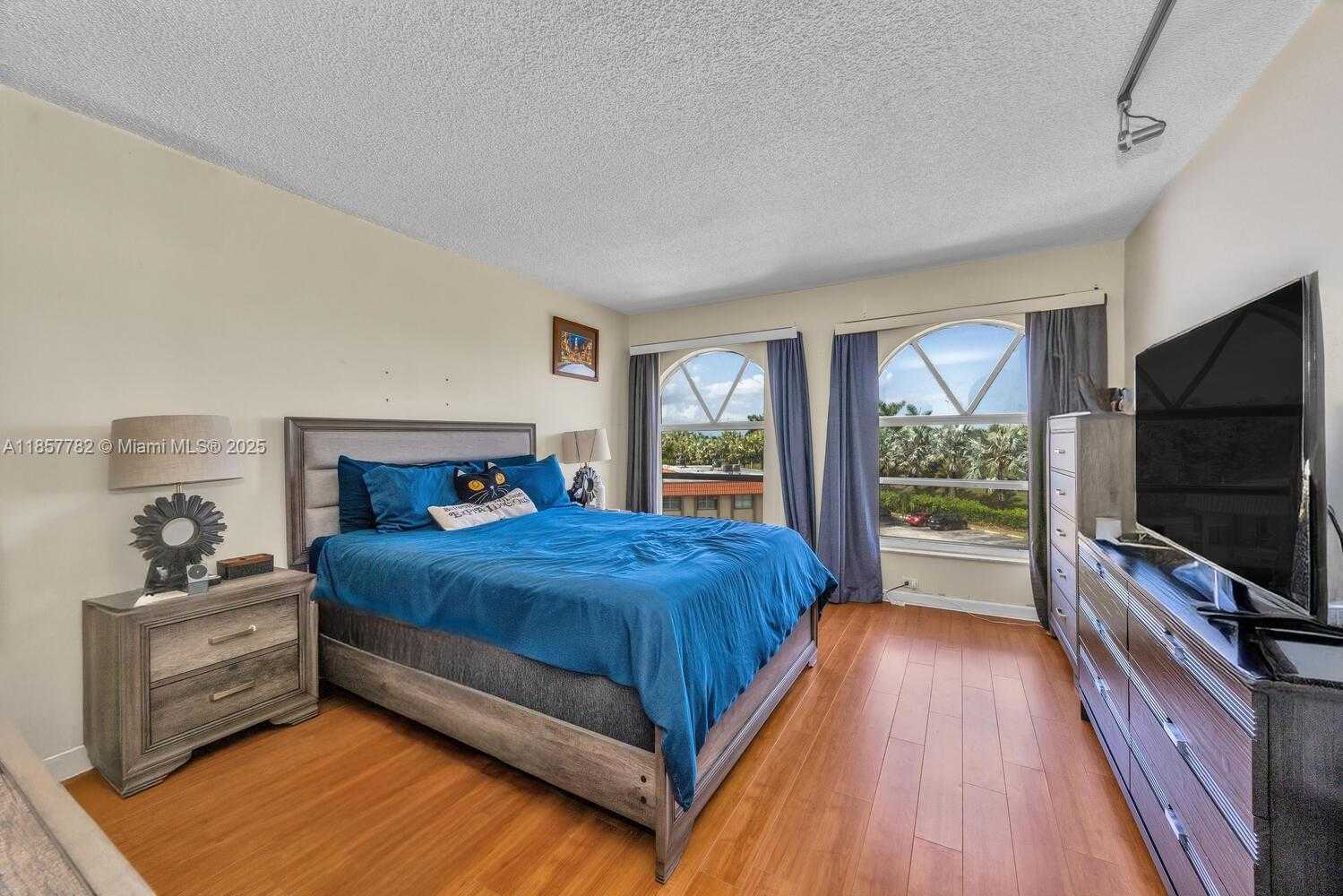Small Image of 10651 SOUTH WEST 108TH AVE #3H, Miami Number 18